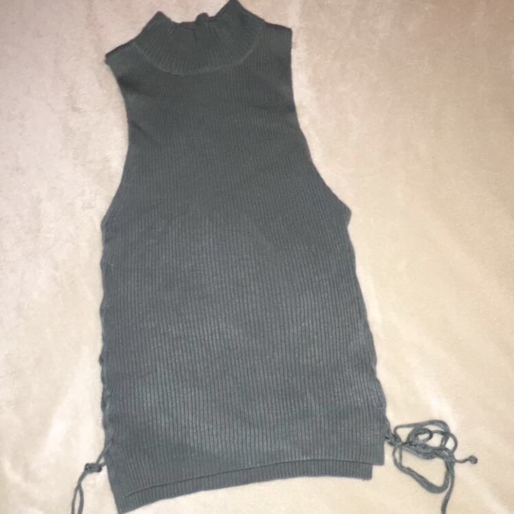 High neck top